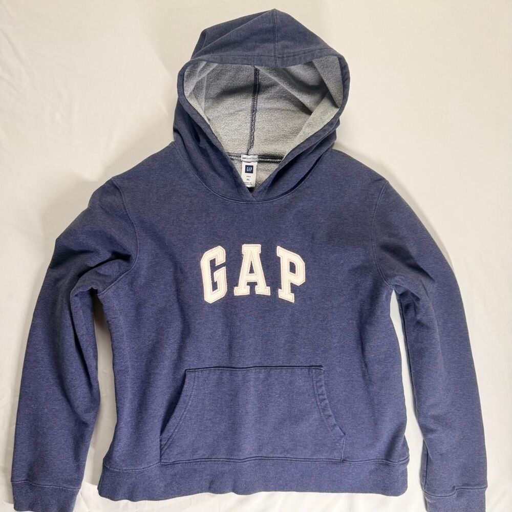 Gap Women's Navy and Pink Hoodie